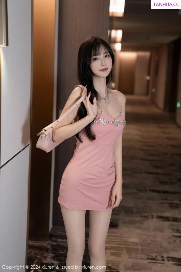 林星阑  [XiuRen]高清写真图 2024.11.01 No.9380 林星阑 丝袜美腿第21张图片
